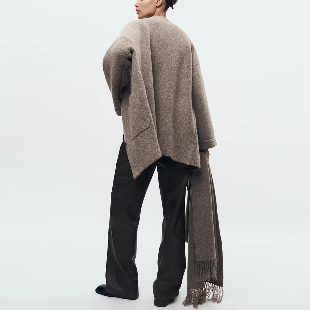 Veste courte tricotée