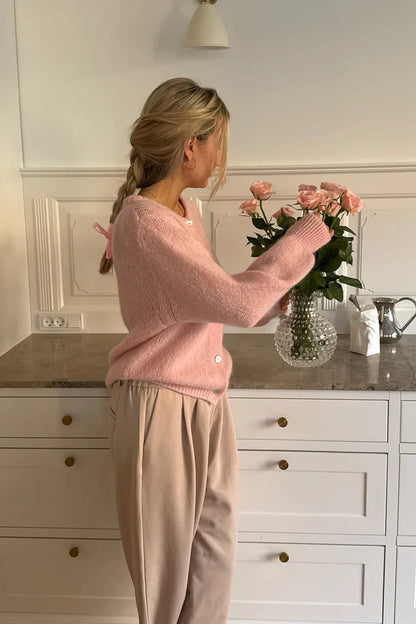 Cardigan Doux et Élégant en Maille
