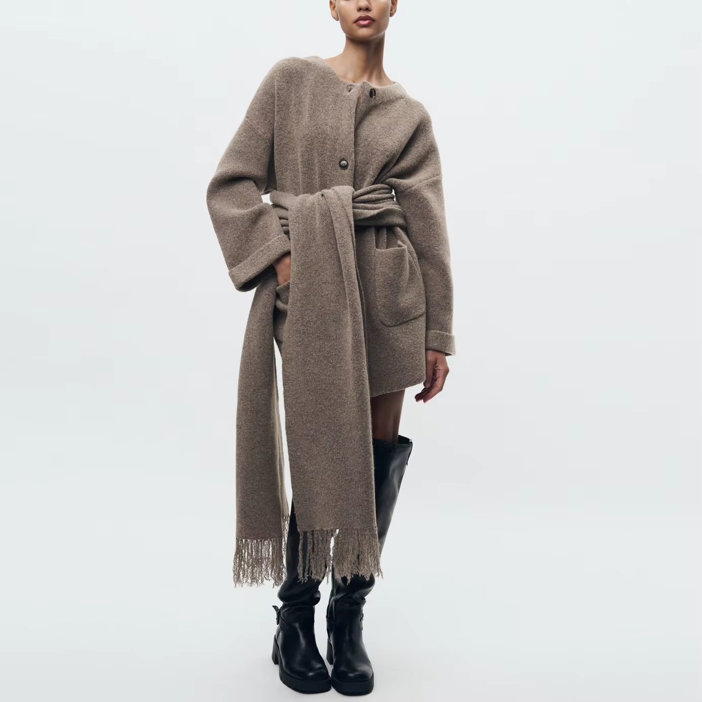 Veste courte tricotée