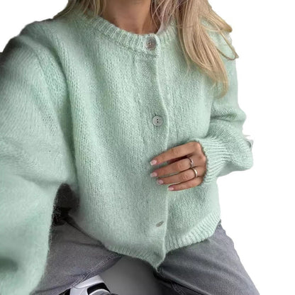 Cardigan Doux et Élégant en Maille